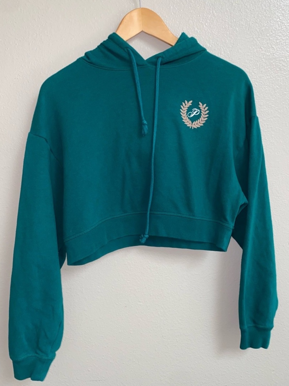 PINK Victoria's Secret Emerald Green
Fleece Cropped Hoodie Size XS